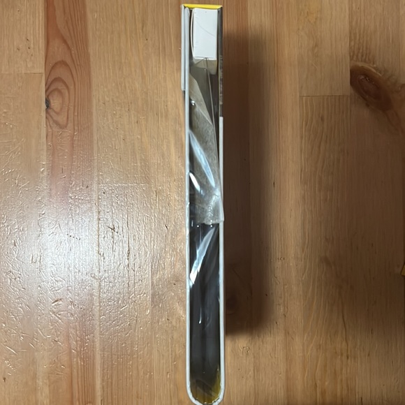 POWERTRAVELLER EXTREME SOLAR PORTABLE SOLAR CHARGER COMPACT & LIGHTWEIGHT - NIB - Picture 12 of 13